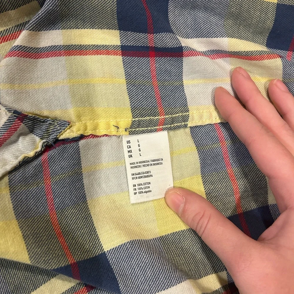 American Eagle Outfitters Flannel Womens Light Yellow & Blue Flannel Size Large - Picture 4 of 7